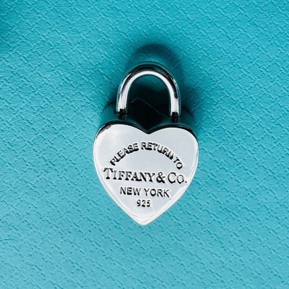 Tiffany & Co. Jewelry - USED Tiffany & Co. Heart Lock